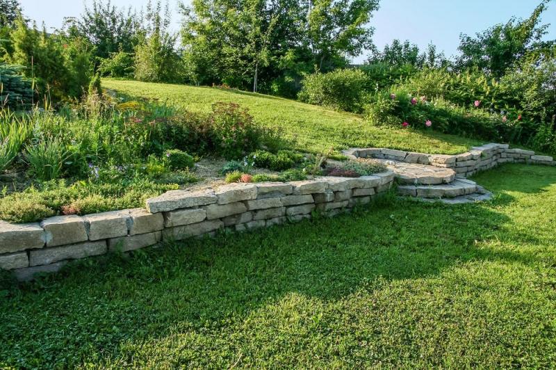 Votre paysagiste &agrave; Rioz pour des espaces ext&eacute;rieurs harmonieux